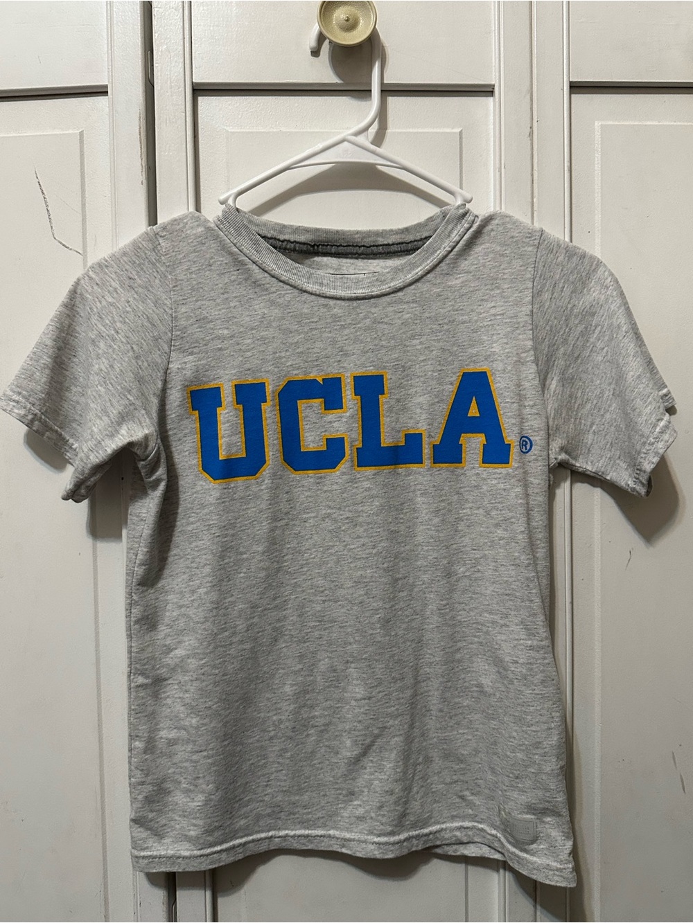 UCLA youth tshirt - Picture 3 of 8